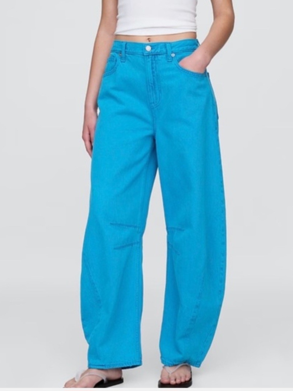 GAP Bright Teal Horseshoe Wide Leg Barrel Jeans - Size 31